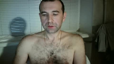 Snapshot of nikolas_vaz chatting on 12/12/24, 10:20 nikolas_vaz online show from 12/12/24, 10:20