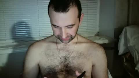 Snapshot of nikolas_vaz chatting on 12/16/24, 10:45 nikolas_vaz online show from 12/16/24, 10:45