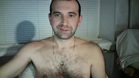Snapshot of nikolas_vaz chatting on 12/21/24, 10:40 nikolas_vaz online show from 12/21/24, 10:40