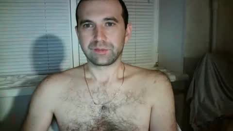 Snapshot of nikolas_vaz chatting on 12/27/24, 11:31 nikolas_vaz online show from 12/27/24, 11:31