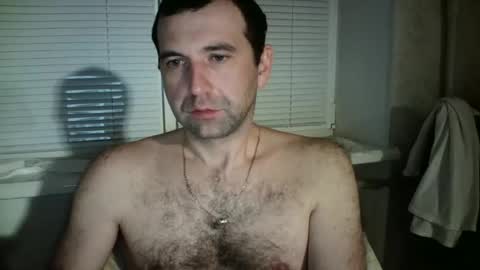 Snapshot of nikolas_vaz chatting on 01/29/25, 11:14 nikolas_vaz online show from 01/29/25, 11:14