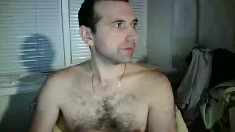 Snapshot of nikolas_vaz chatting on 02/26/25, 09:48 nikolas_vaz online show from 02/26/25, 09:48