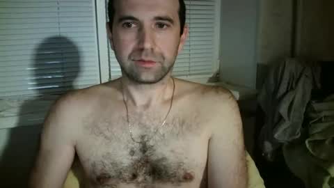 Snapshot of nikolas_vaz chatting on 02/27/25, 10:31 nikolas_vaz online show from 02/27/25, 10:31