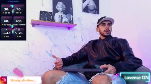 Snapshot of nikolay_dimitrov chatting on 10/17/25, 05:21 online show from 10/17/25, 05:21