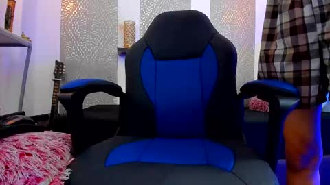    online show from 02/20/25, 10:27