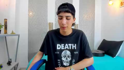    online show from 03/05/25, 08:00