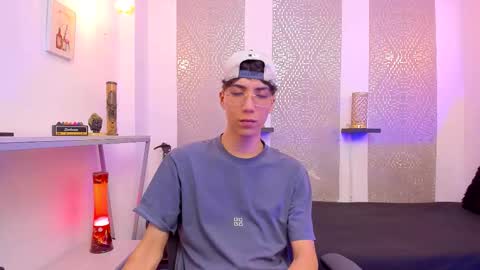    online show from 11/30/25, 04:38