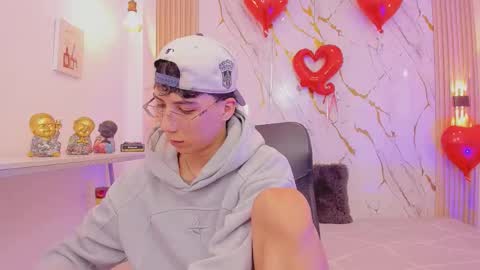    online show from 02/22/26, 04:35