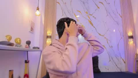Snapshot of nikolay_gregori chatting on 05/17/26, 04:32 online show from 05/17/26, 04:32