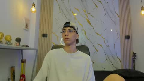 Snapshot of nikolay_gregori chatting on 05/24/26, 03:55 online show from 05/24/26, 03:55