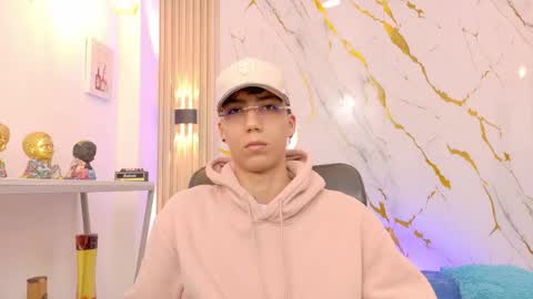 Snapshot of nikolay_gregori chatting on 06/07/26, 03:32 online show from 06/07/26, 03:32