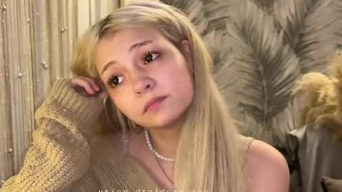 Snapshot of nikoli_naw chatting on 06/15/26, 06:43 nikoli_naw online show from 06/15/26, 06:43