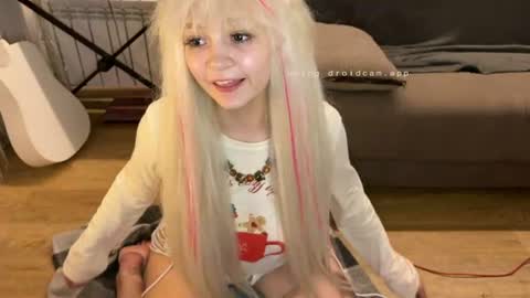 Snapshot of nikoli_naw chatting on 07/27/26, 07:10 nikoli_naw online show from 07/27/26, 07:10