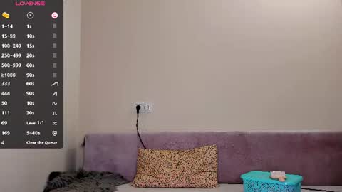 Snapshot of nikoll_s chatting on 06/21/26, 11:13 online show from 06/21/26, 11:13