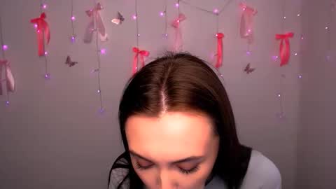 Snapshot of nikonara_ chatting on 04/30/26, 11:38 nikonara_ online show from 04/30/26, 11:38