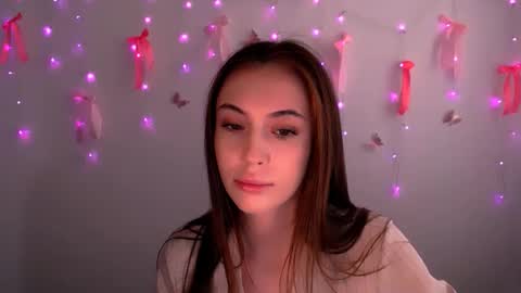 Snapshot of nikonara_ chatting on 05/06/26, 11:37 nikonara_ online show from 05/06/26, 11:37