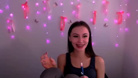Snapshot of nikonara_ chatting on 05/10/26, 11:15 nikonara_ online show from 05/10/26, 11:15
