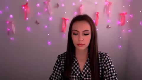 Snapshot of nikonara_ chatting on 05/24/26, 12:21 nikonara_ online show from 05/24/26, 12:21