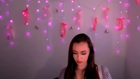Snapshot of nikonara_ chatting on 06/01/26, 02:52 nikonara_ online show from 06/01/26, 02:52