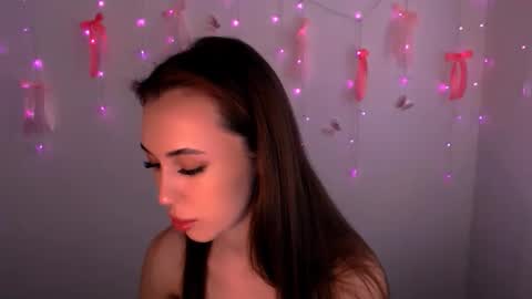 Snapshot of nikonara_ chatting on 06/02/26, 11:12 nikonara_ online show from 06/02/26, 11:12