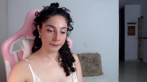 niky_blue online show from 01/31/25, 11:24