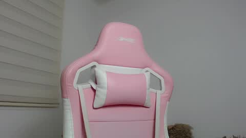 niky_blue online show from 03/07/25, 09:51