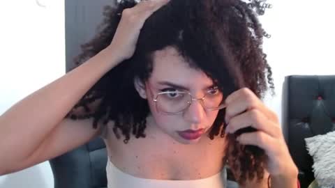 Snapshot of niky_golden chatting on 05/22/26, 06:09 Nicole GTM-5 1100 pm - 700 am online show from 05/22/26, 06:09