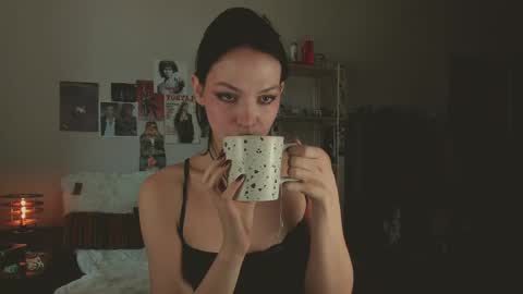 Veronica online show from 04/16/26, 10:38