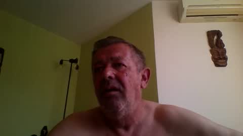 Snapshot of nikyo419 chatting on 05/16/26, 06:21 nikyo419 online show from 05/16/26, 06:21
