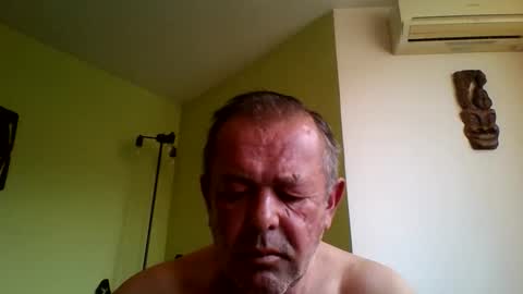 Snapshot of nikyo419 chatting on 05/21/26, 04:52 nikyo419 online show from 05/21/26, 04:52