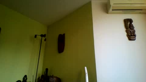 Snapshot of nikyo419 chatting on 06/25/26, 04:56 nikyo419 online show from 06/25/26, 04:56