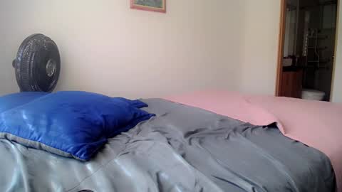 nila online show from 02/09/25, 07:52