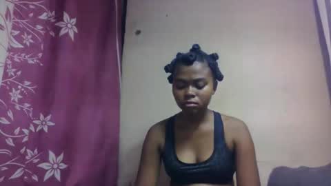 nilah online show from 10/23/25, 06:45