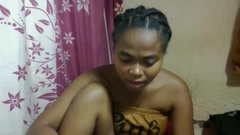 nilah online show from 03/27/26, 07:13