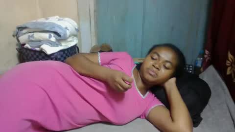 nilah online show from 04/13/26, 06:24