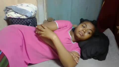 nilah online show from 04/14/26, 08:15