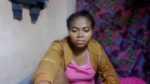 nilah online show from 06/13/26, 08:51