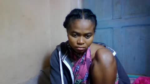 nilah online show from 06/18/26, 07:30