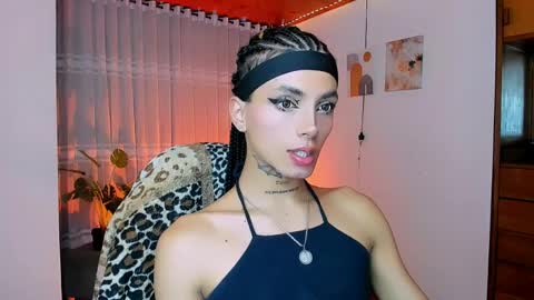 Snapshot of nilam217 chatting on 05/25/26, 10:38 Nilam online show from 05/25/26, 10:38