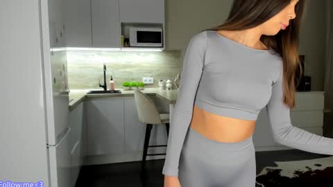 Bella online show from 01/05/25, 08:32