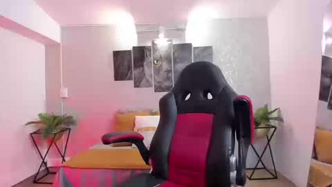 Nils online show from 09/20/25, 04:02