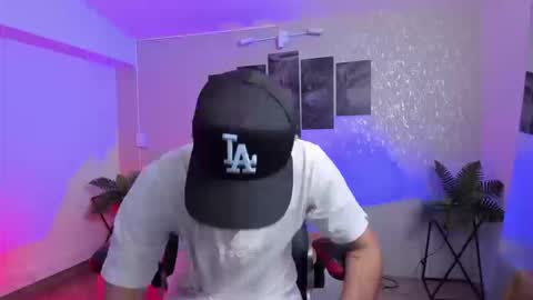 Nils online show from 09/24/25, 04:05