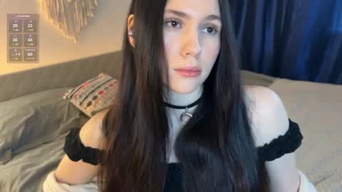 Snapshot of nimfaheart chatting on 02/01/25, 11:21 Jennet online show from 02/01/25, 11:21