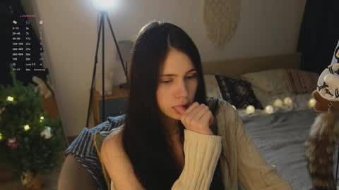 Snapshot of nimfaheart chatting on 01/12/26, 07:19 Jennet online show from 01/12/26, 07:19