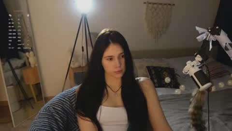 Snapshot of nimfaheart chatting on 02/11/26, 06:57 Jennet online show from 02/11/26, 06:57