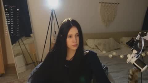 Snapshot of nimfaheart chatting on 02/17/26, 06:58 Jennet online show from 02/17/26, 06:58