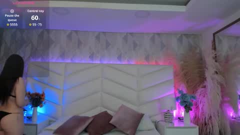 nina__ford online show from 02/17/26, 12:23