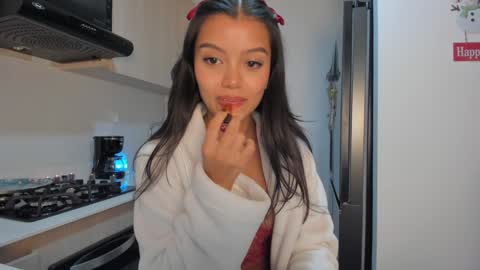 NINA online show from 12/19/24, 07:51