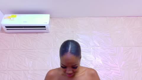 nina_bae_ online show from 04/18/26, 07:18