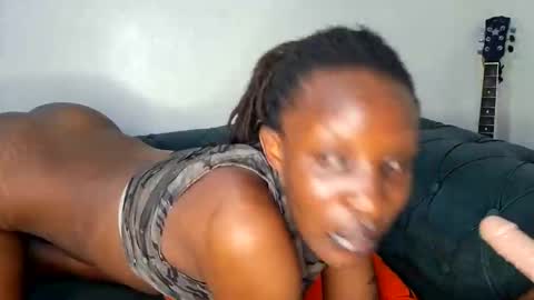 Snapshot of nina_bambi chatting on 11/07/25, 07:36 nina_bambi online show from 11/07/25, 07:36